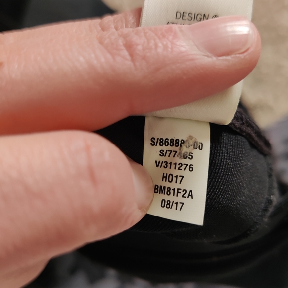 Athleta Stealth Bra Black - Picture 7 of 15